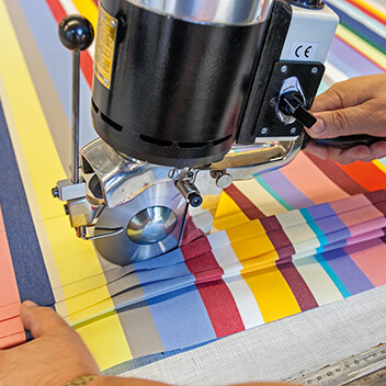Weishäupl Qualität bei der Sonnenschirm Produktion